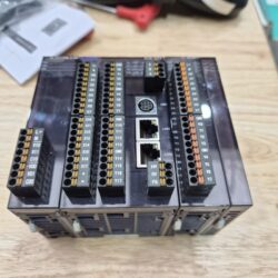 Xinje XL5E-32T4 + XL-E8PX8YT + XL-2AD2DA-V-ED PLC SET