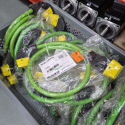 Schneider Electric ELAU VW3E1152R010 Lexium 1meter PACDRIVE Motor CABLE