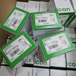 Schneider Electric TM2DDI8DT Modicon 399575 PLC