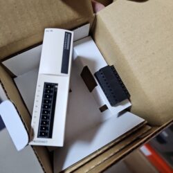 Schneider Electric TM2DDI8DT Modicon PLC MODULE