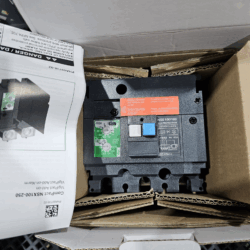 SCHNEIDER_ELECTRIC LV429488