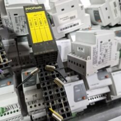 Siemens 6ES7138-4FB02-0AA0 6ES7 138-4FB02-0AA0 ET200S Simatic PLC SAFETY MODULE