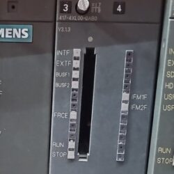 SIEMENS 6ES7417-4XL00-0AB0 6ES7 417-4XL00-0AB0 V3.1.3 SIMATIC S7 400 PLC 417-4