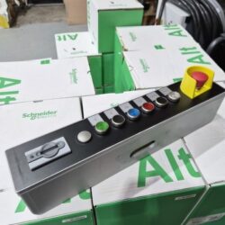 Siemens 6AV7674-1LA60-0AA0 Extension Unit Box 6AV7 674-1LA60-0AA0