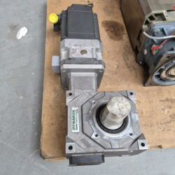 SIEMENS 1FK7105-5AF71-1PG3 With 90B7.25PH1 Gear BOX Simotics Servo Motor