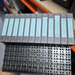 SIEMENS 6ES7 131-4BF00-0AA0 6ES7131-4BF00-0AA0 Simatic PLC Module